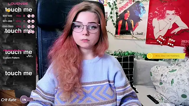 Snapshot of StellaMilla chatting on 01.12.25 StellaMilla online show from 01.12.25