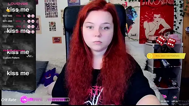 Snapshot of StellaMilla chatting on 02.01.25 StellaMilla online show from 02.01.25