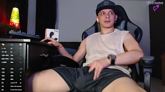 Angel-Twink online show from 02.18.26