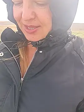 Saysomething3 online show from 10.11.25