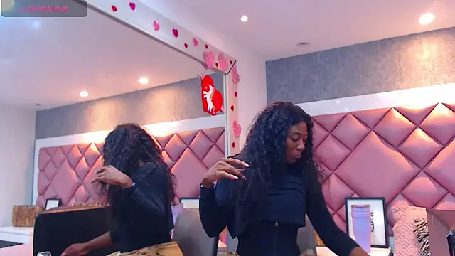 DanielaDuff online show from 10.21.25