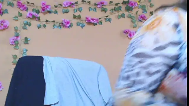 Hellensextits online show from 12.22.24