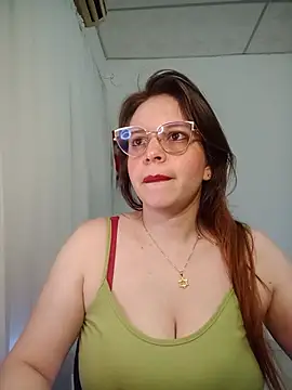 lorenitabella online show from 06.12.26