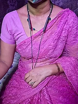 Snapshot of XBHUUME chatting on 10.07.25 XBHUUME online show from 10.07.25