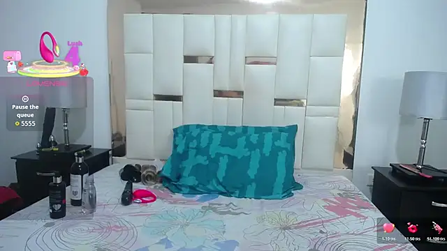 ambercordoba online show from 10.19.25