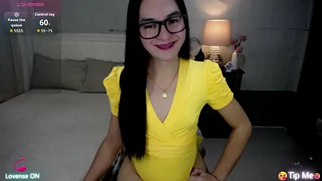 Snapshot of xAsianSweetHeart chatting on 06.23.26 xAsianSweetHeart online show from 06.23.26