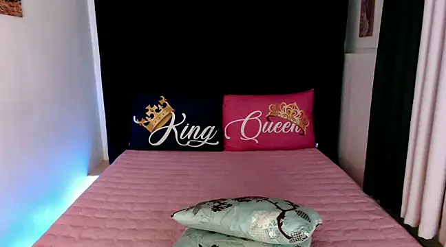 Snapshot of Angelic_Fuckerxxx chatting on 01.22.25 Angelic Fuckerxxx online show from 01.22.25