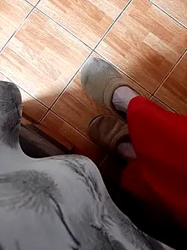 feet toes online show from 04.01.26