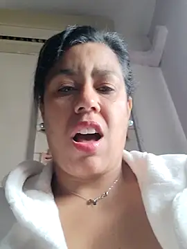 Molly newman6 online show from 02.22.25