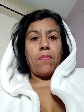 Molly newman6 online show from 02.27.25