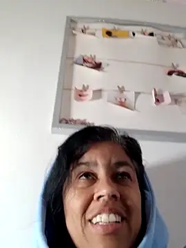 Molly newman6 online show from 03.16.25