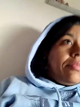 Molly newman6 online show from 03.17.25