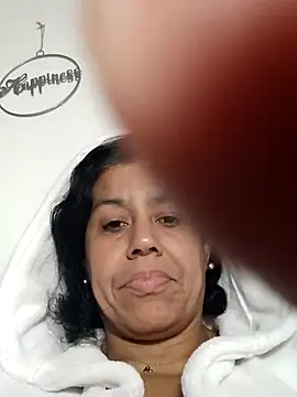 Molly newman6 online show from 11.24.25