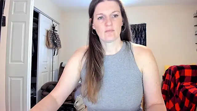 Kelly Carolina online show from 12.15.24