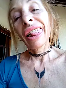 FrozenWaffle online show from 02.15.25