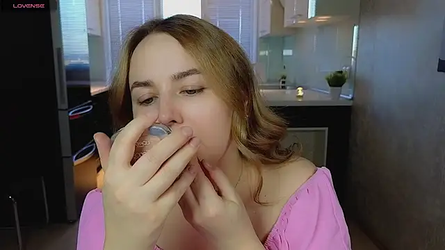 Mira Mermayd online show from 02.05.26