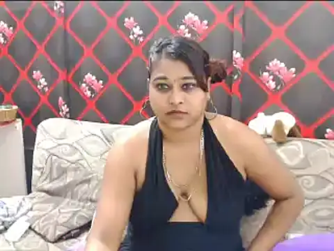 Snapshot of indian_glitter chatting on 02.21.25 indian glitter online show from 02.21.25
