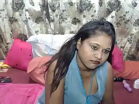 Snapshot of indian_glitter chatting on 09.10.25 indian glitter online show from 09.10.25