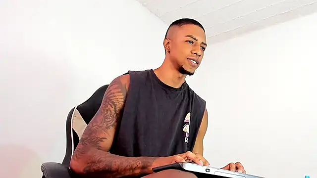 YeremiBrowm online show from 02.20.25