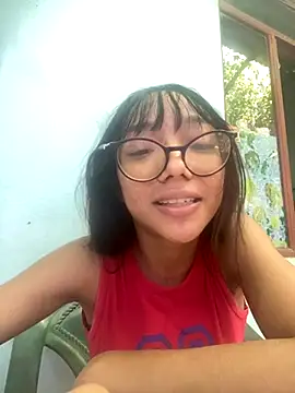 Snapshot of Karmakuro chatting on 09.20.25 Karmakuro online show from 09.20.25