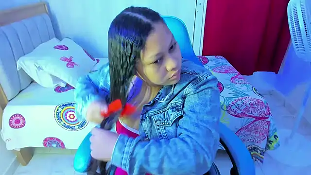 Lunastar02 online show from 11.13.25