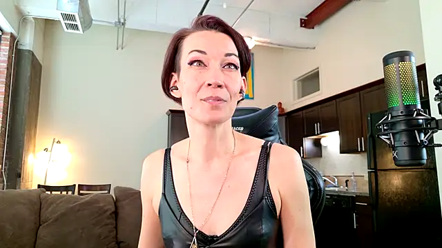 EveEnigma online show from 03.06.25