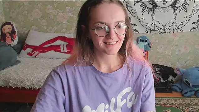 Cutie Adelia online show from 05.05.26