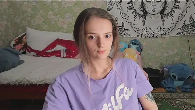 Snapshot of Cutie_Adelia chatting on 07.22.26 Cutie Adelia online show from 07.22.26