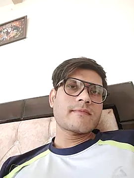 Snapshot of alex78265 chatting on 12.21.25 alex78265 online show from 12.21.25