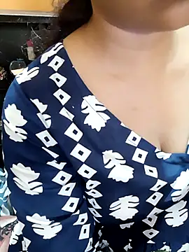 Diya 143 online show from 10.31.25