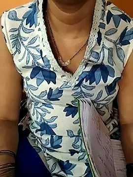 Diya 143 online show from 06.10.26