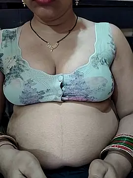 Diya 143 online show from 07.13.26
