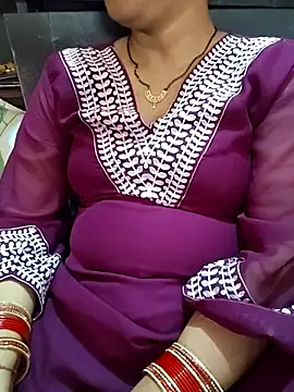 Diya 143 online show from 07.18.26