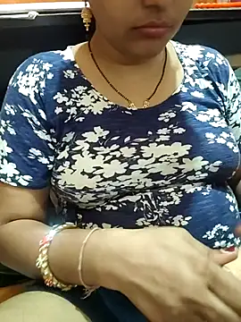 Diya 143 online show from 07.30.26