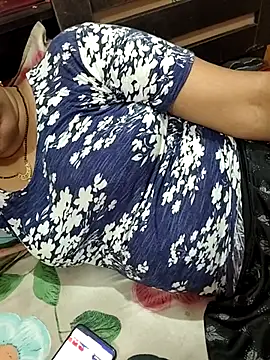 Diya 143 online show from 07.31.26