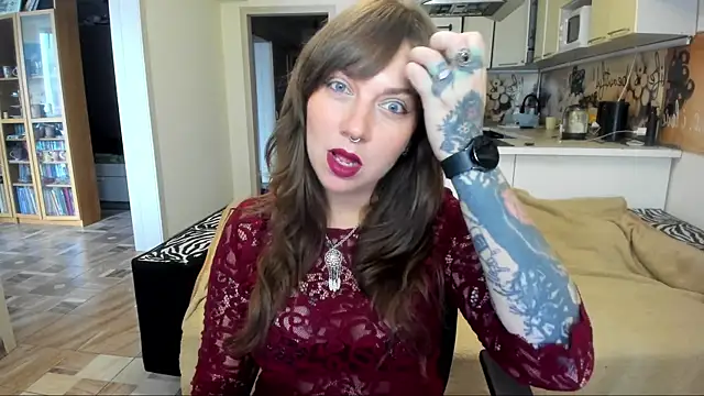 StacyTigerr online show from 10.02.25