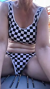 Dettybitch40 online show from 06.29.26