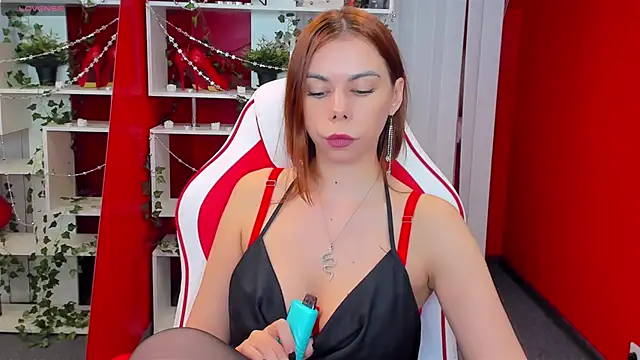 KateCloud online show from 02.18.25