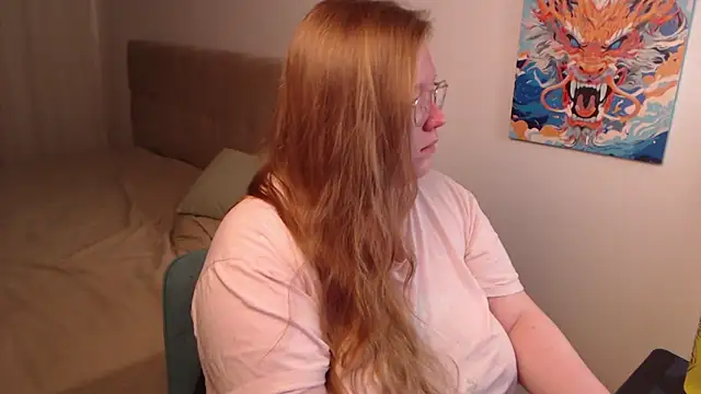 Snapshot of Ann_Muna chatting on 12.12.24 Ann Muna online show from 12.12.24