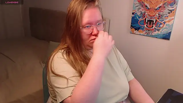 Snapshot of Ann_Muna chatting on 01.10.25 Ann Muna online show from 01.10.25