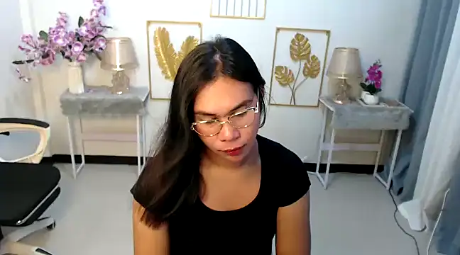 Snapshot of Asian_flabby chatting on 12.30.24 Asian flabby online show from 12.30.24