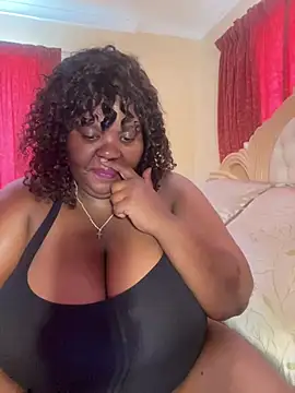 Snapshot of Michyboldy chatting on 01.09.25 Michyboldy online show from 01.09.25