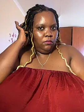 Snapshot of Michyboldy chatting on 01.29.25 Michyboldy online show from 01.29.25