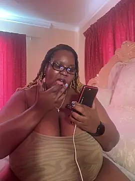 Snapshot of Michyboldy chatting on 03.06.25 Michyboldy online show from 03.06.25