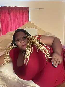 Snapshot of Michyboldy chatting on 03.13.25 Michyboldy online show from 03.13.25