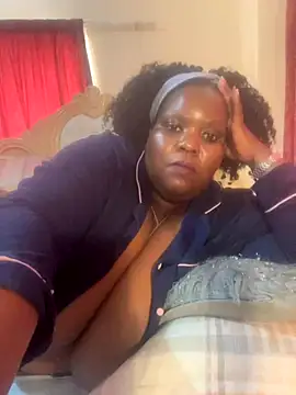 Snapshot of Michyboldy chatting on 09.09.25 Michyboldy online show from 09.09.25