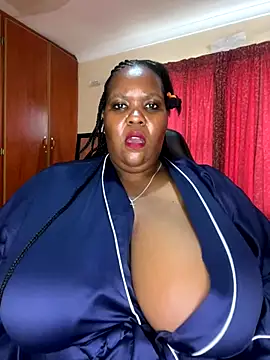 Snapshot of Michyboldy chatting on 11.10.25 Michyboldy online show from 11.10.25