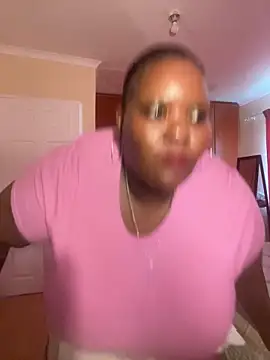 Snapshot of Michyboldy chatting on 02.18.26 Michyboldy online show from 02.18.26