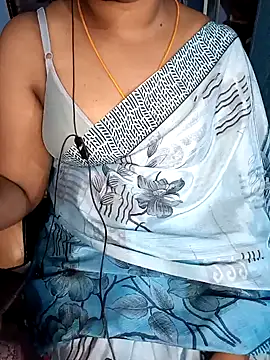 Snapshot of Tamil-hotwife chatting on 01.25.25 Tamil-hotwife online show from 01.25.25