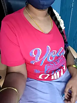 Snapshot of Tamil-hotwife chatting on 01.29.25 Tamil-hotwife online show from 01.29.25